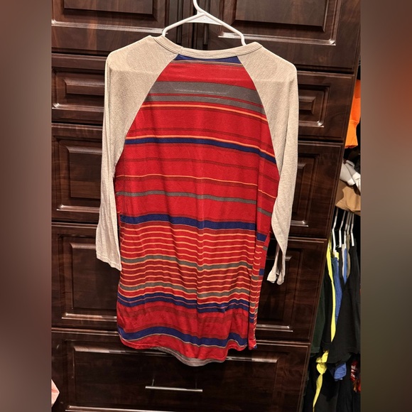 Lula roe Striped Red and Gray Raglan Sleeve Top XL - Picture 2 of 5